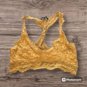 LOT OF 2: Forever 21 Lace Bralette and ambiance bralette